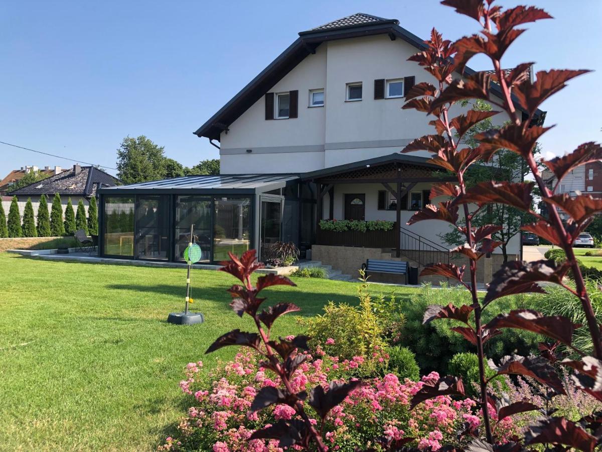 Willa Magnolia - Apartamenty I Pokoje - Rowery, Pokoj Zabaw, Kawa Z Ekspresu Jantar Εξωτερικό φωτογραφία